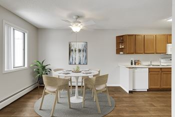 Eat-in kitchen